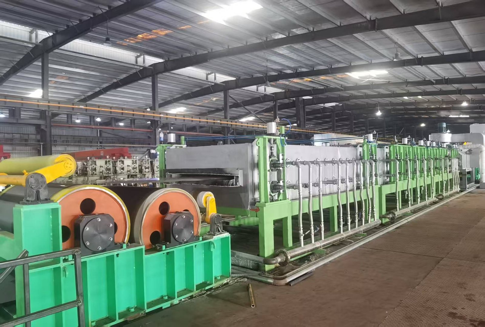 Loop bright annealing furnace